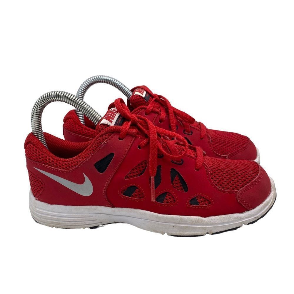 Nike unisex kids shoes size 3Y